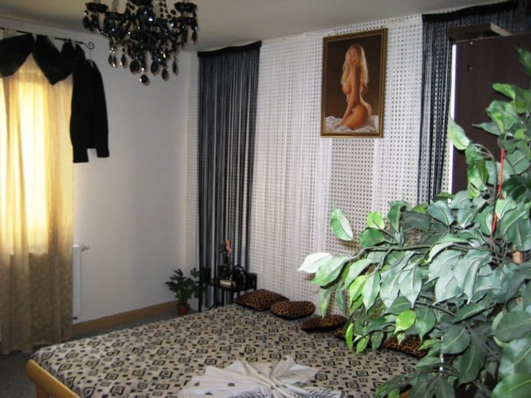 Zimmer-009-768x576.jpg