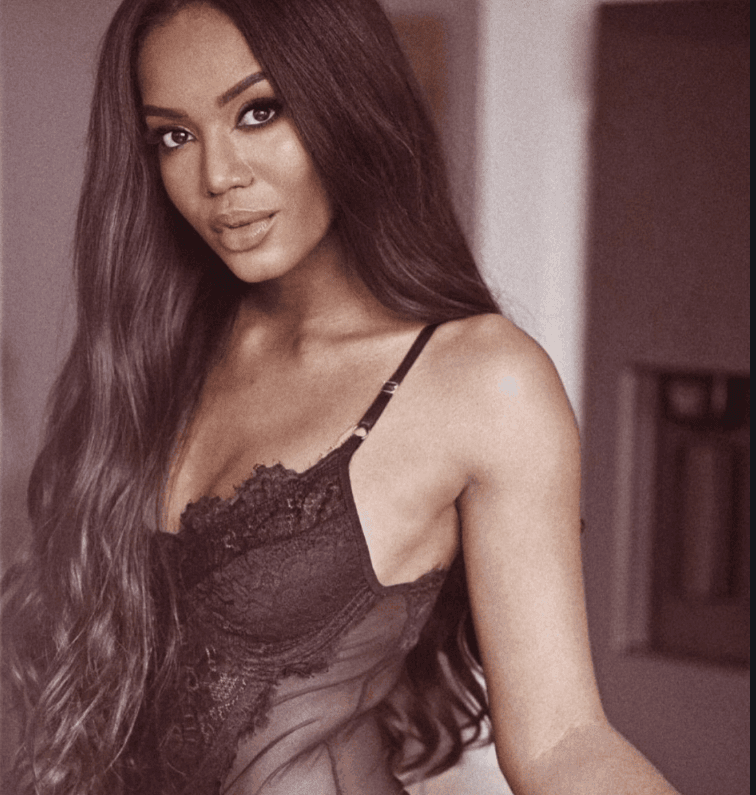 ✅hot black woman .🫦Optikon 💛 natural sex .. party